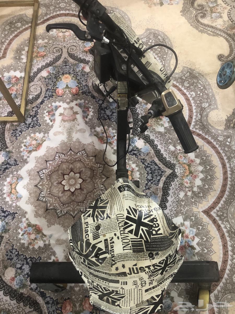 سكوتر كهربا استعمال 6 شهور بحاله ممتازه يحتاج بطارية فقط64481572071041111