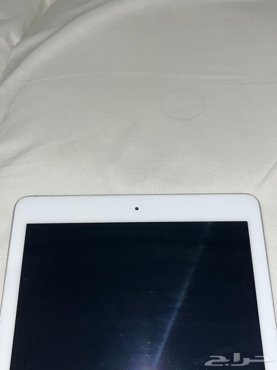 ايباد الجيل السادس مع قلم ابل شبه جديد64484703704193114