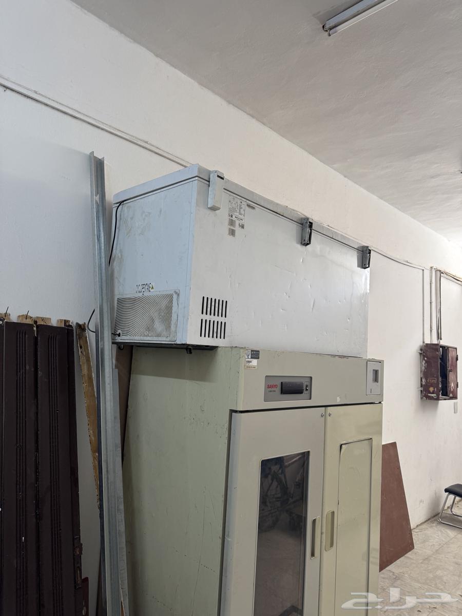 4 ثلاجات للبيع منهم واحده فريزر64484953672321110