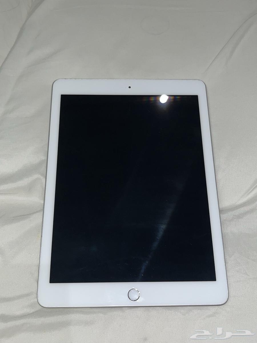ايباد الجيل السادس مع قلم ابل شبه جديد64484703704193110