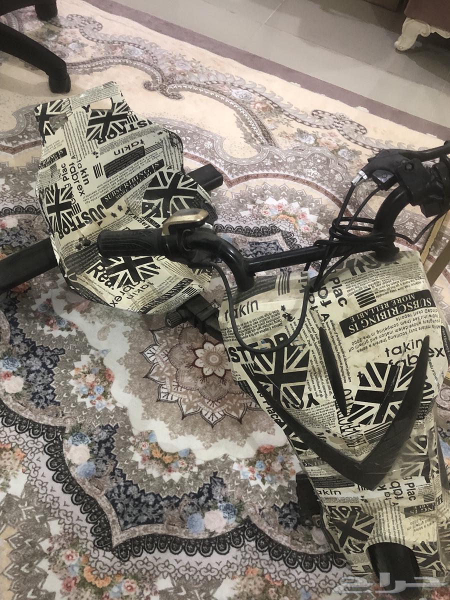 سكوتر كهربا استعمال 6 شهور بحاله ممتازه يحتاج بطارية فقط64481572071041110