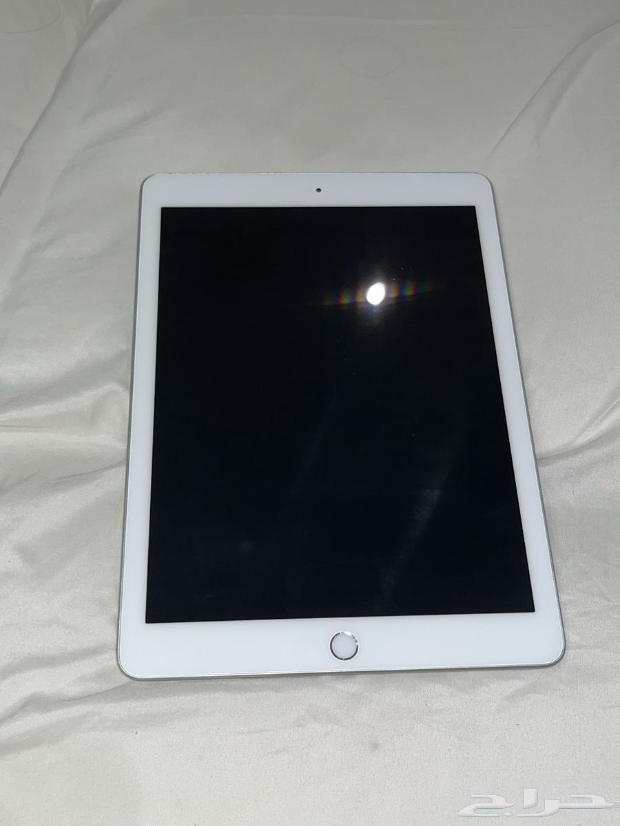 ايباد الجيل السادس مع قلم ابل شبه جديد64484703704193111