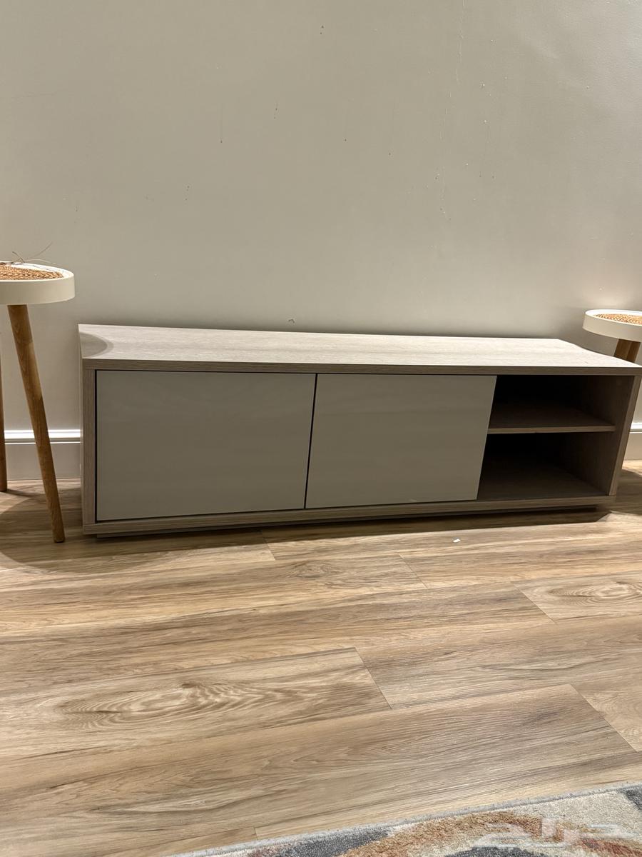 طاولة تلفزيون من ابيات64481087153793110