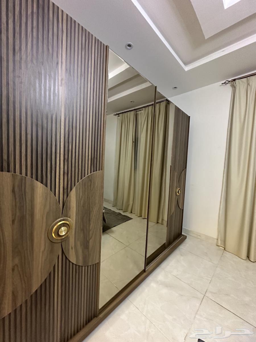 Wardrobe + Hairdressing + 2 Comodines64482444388866112