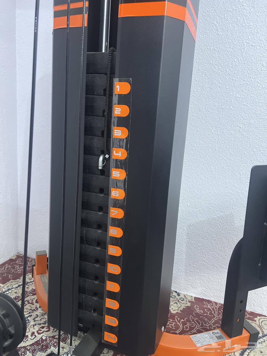 A brand new and clean complete ironing machine with all its parts64481886974211111