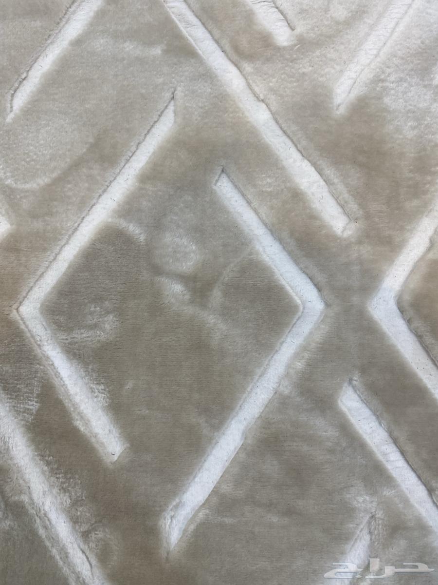 فرشه جديده للبيع مقاس اربعه في خمسه جديده64480441559810112