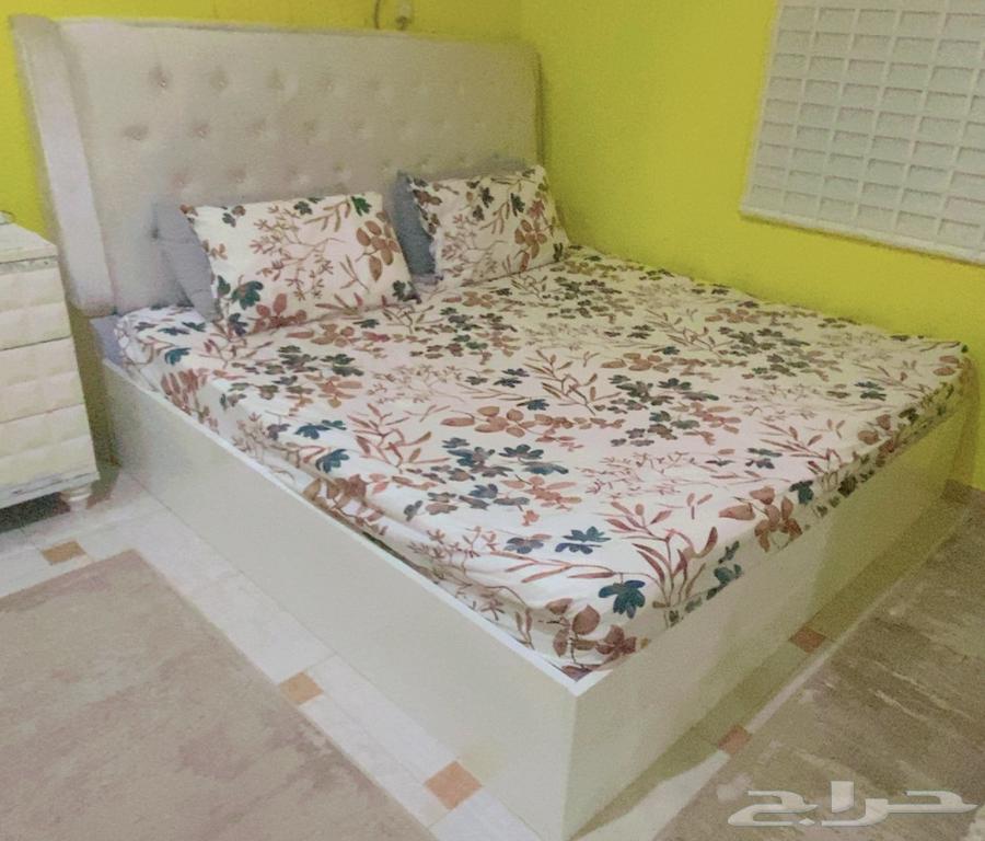 سرير كبير مترين في مترين مع مرتبة طبية64481318949761110