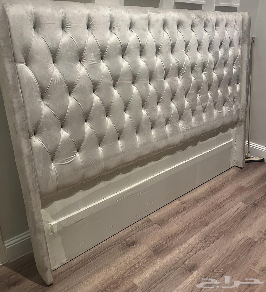 Headboard, semi-new condition, for sale64480799681410110