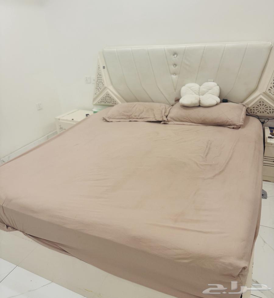 غرفه نوم للبيع على السوم الحد 170064480592871299112