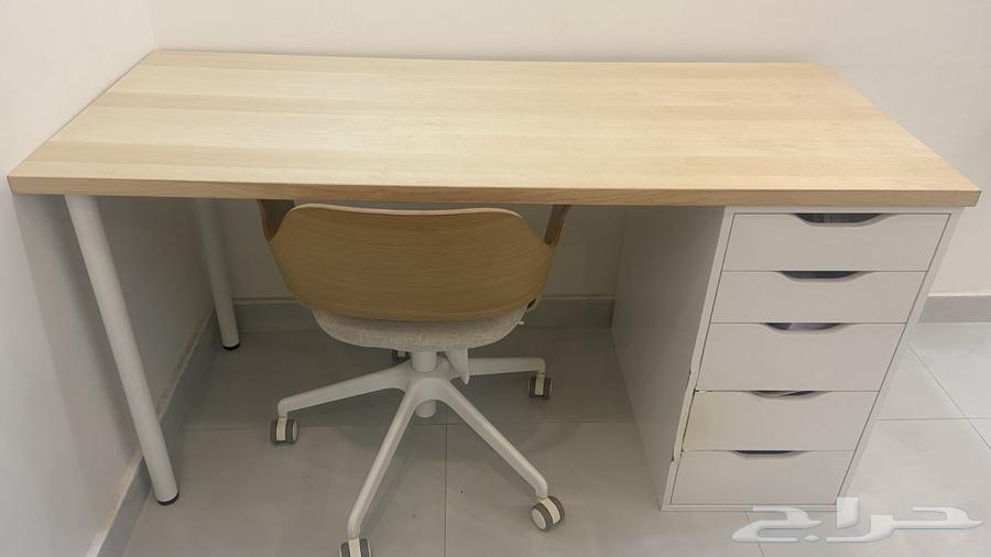 مكتب من ايكيا ب50064480038685570110