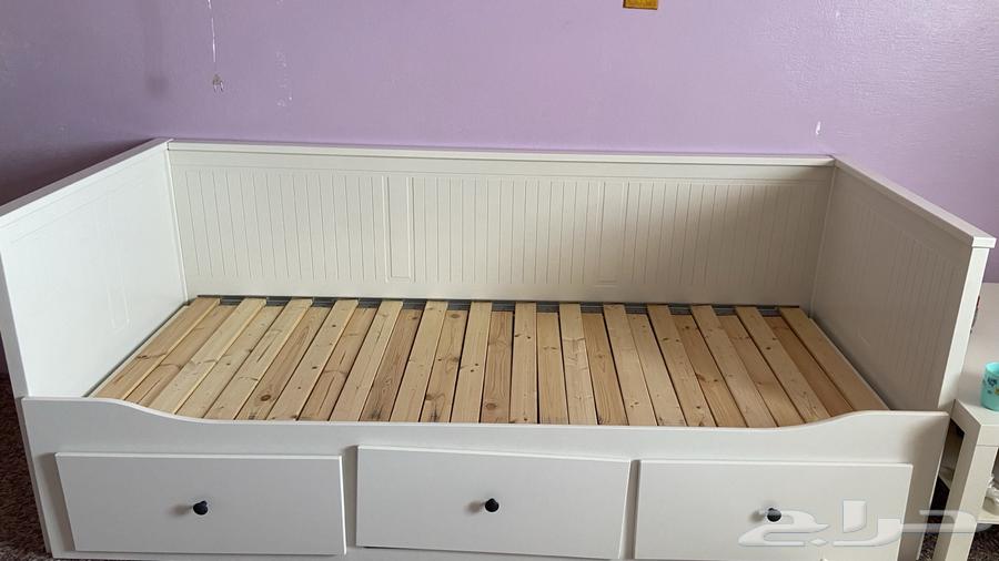سرير ايكيا للبيع قابل للتفاوض64479452281473111