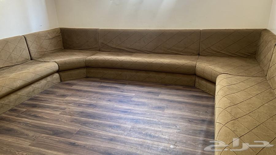 Compressed sofa64481845556097110