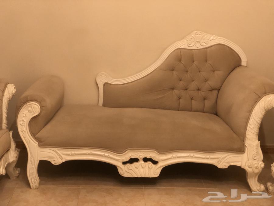 كنب شبه جديد بملحقاته64481613206145113