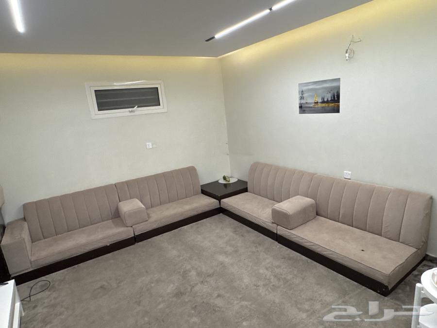 Seating area64484967646850110