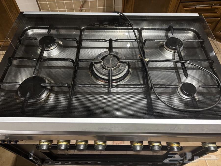 فرن غاز ماركة غليم غاز بحالة جيدة جدا64479945845249110