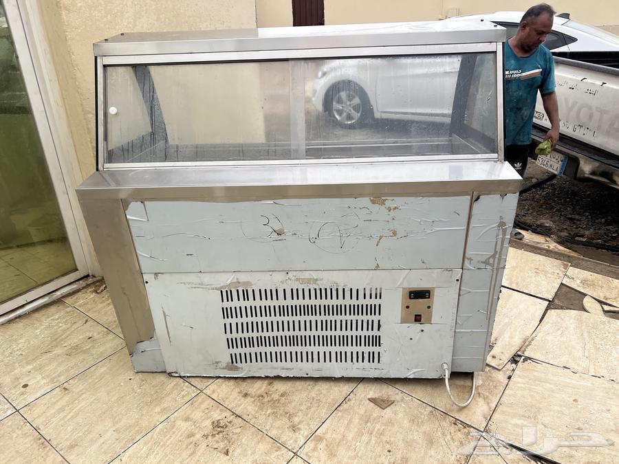 Ice cream display refrigerator and ice cream freezer64480235926529111