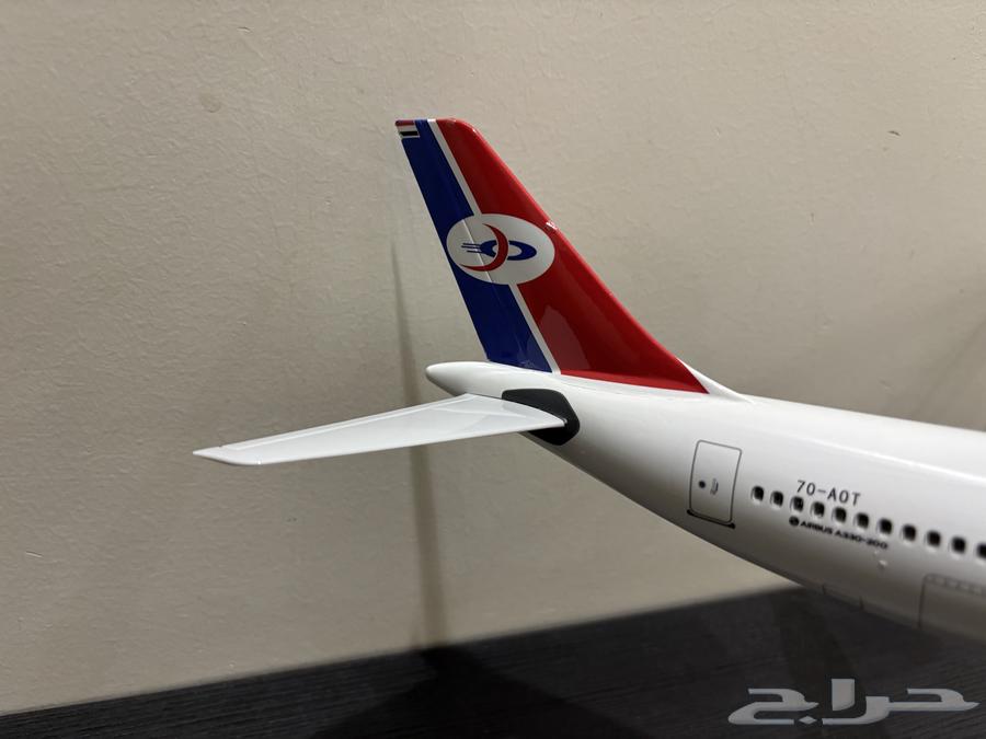 مجسم طائرة الخطوط اليمنية A33064483487213059112