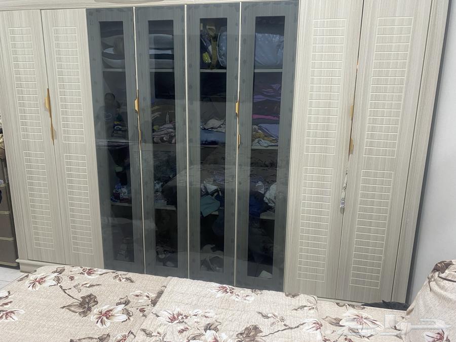 غرفة نوم ثلاثه نفر64483784668802111