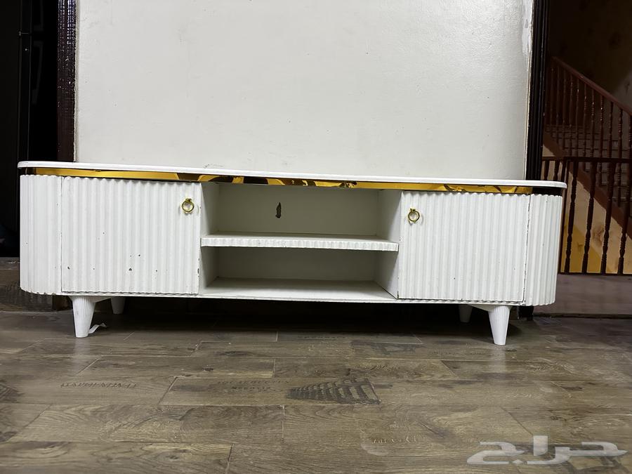 Various household furniture in good condition without damage64462130960385114