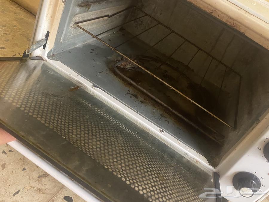 للبيع فرشه 4في 3 معه مكرويف كهربائي64482633383811111