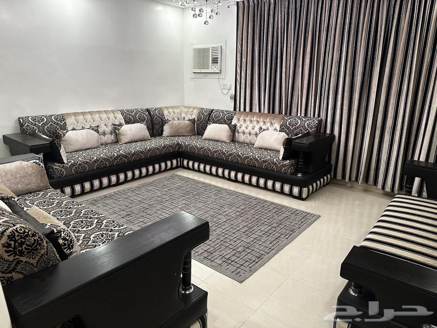 Ministerial Sofa64483014119937111