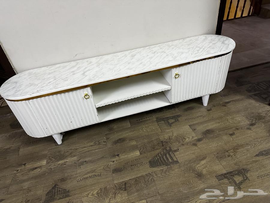 Various household furniture in good condition without damage64462130960385111