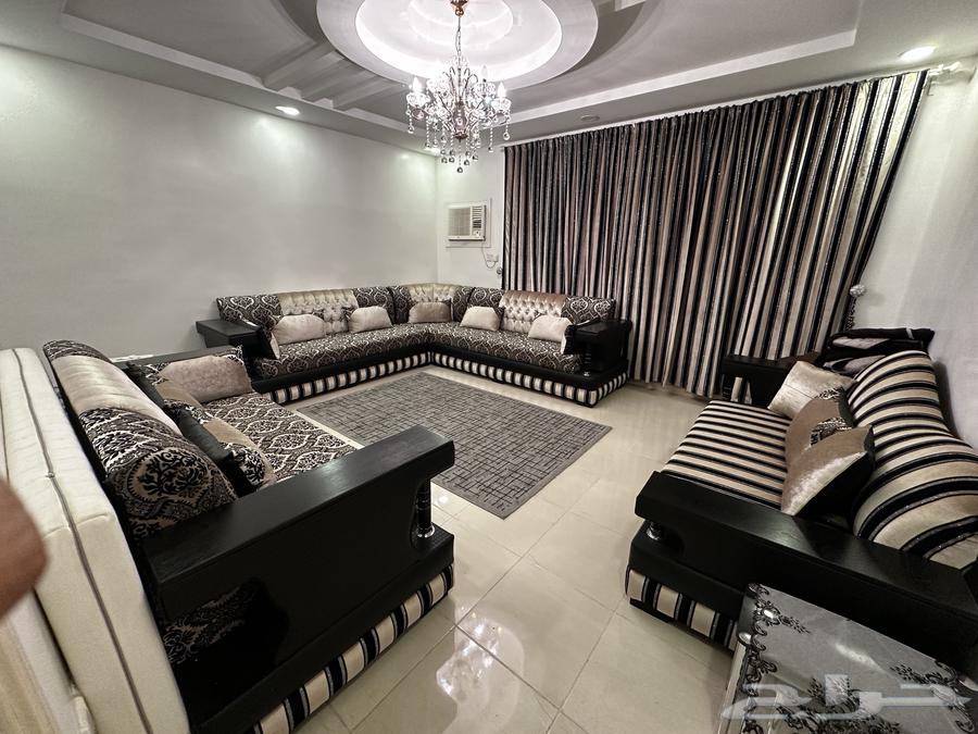 Ministerial Sofa64483014119937110