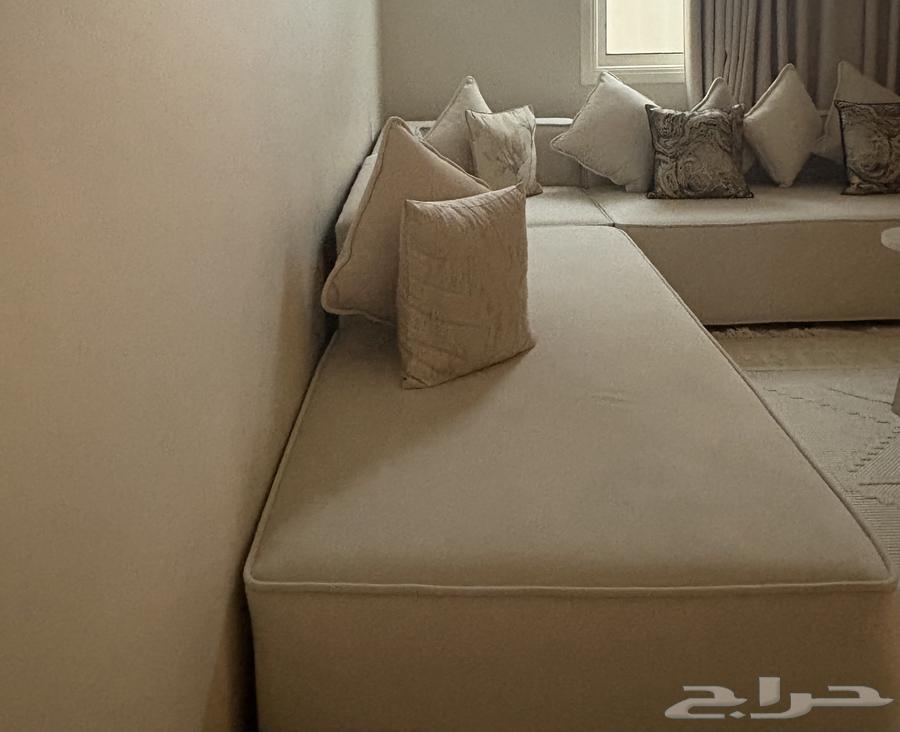 Full sofa64480537753475113