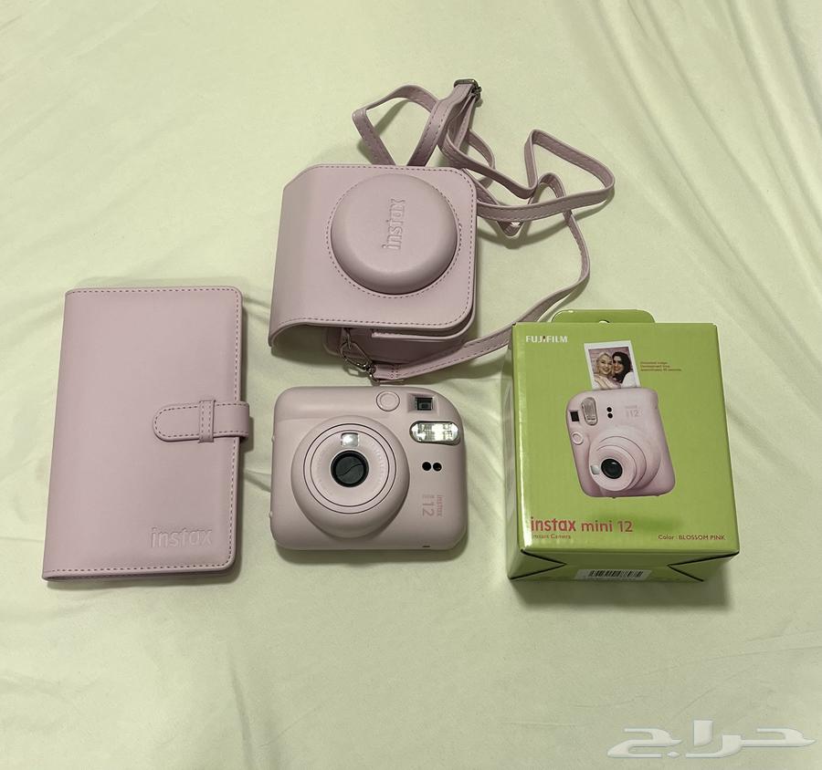 Instant camera64485447174530110