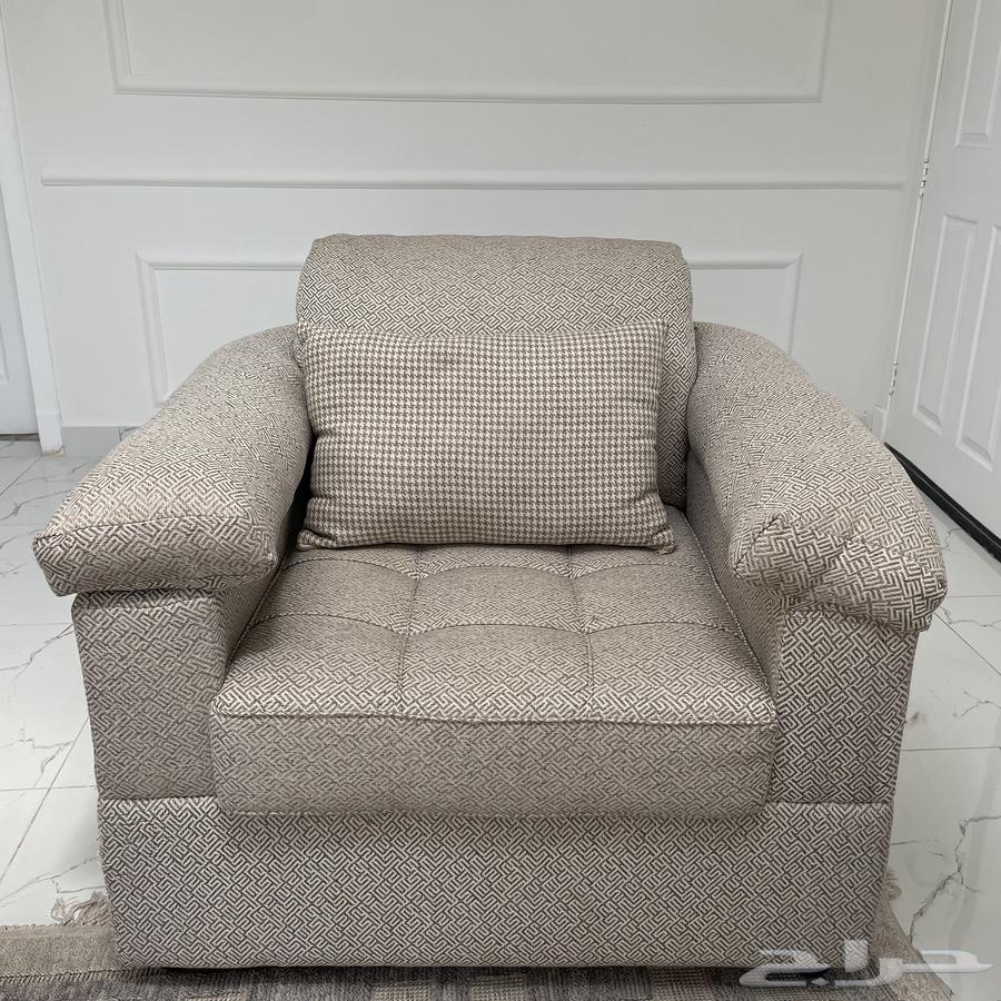 كنب حرف L مع كرسيين مفردة للبيع64481196674819111