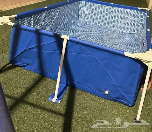 Swimming pool64480208363907110