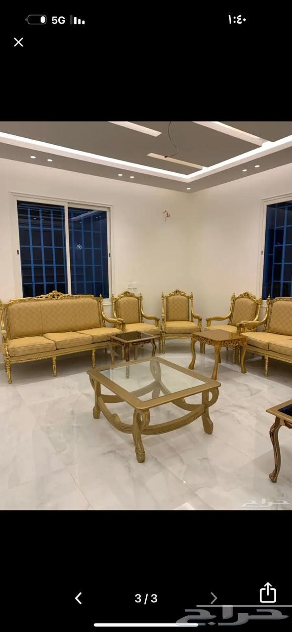 Royal sofa with its tables for sale at a very reasonable price64479646776451110