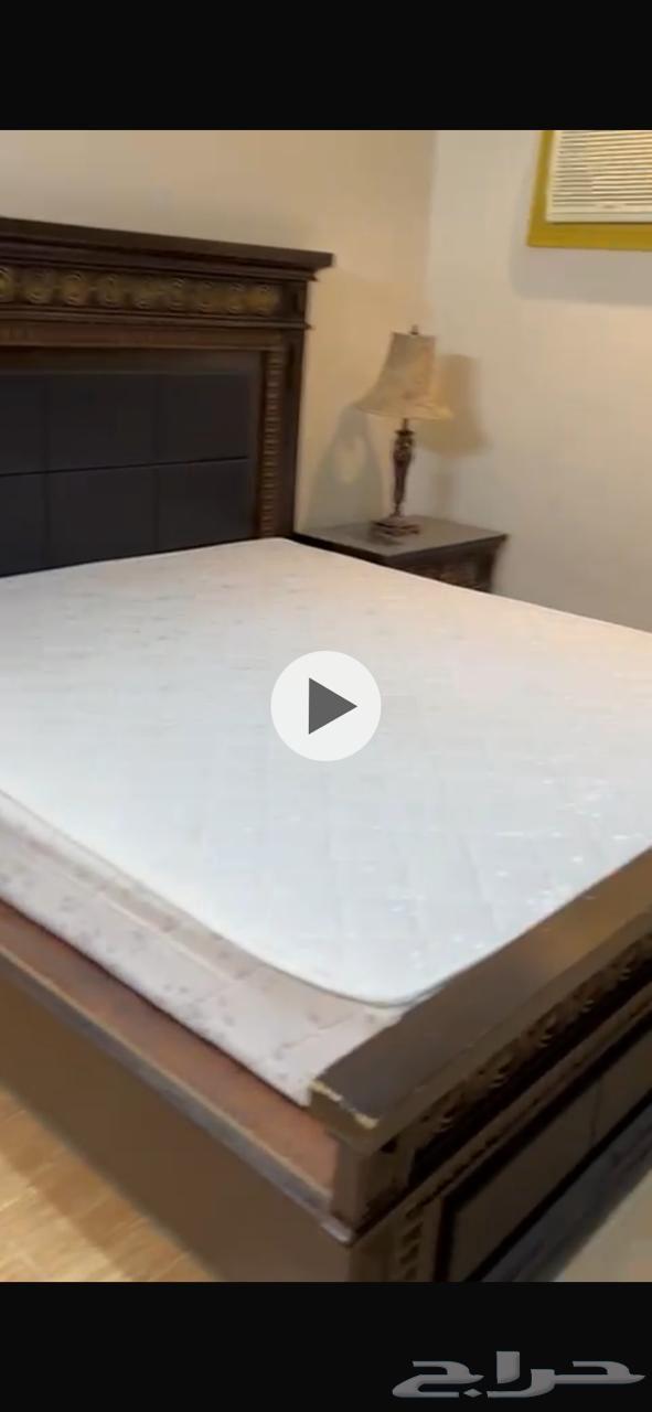 سرير مزدوج شبه جديد64484607415425110