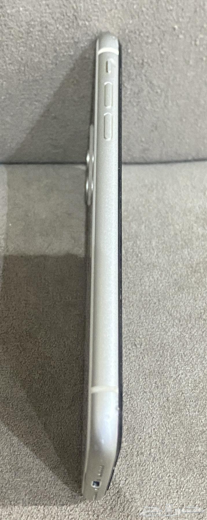 For sale, two iPhone 11 in good condition64484471017731112