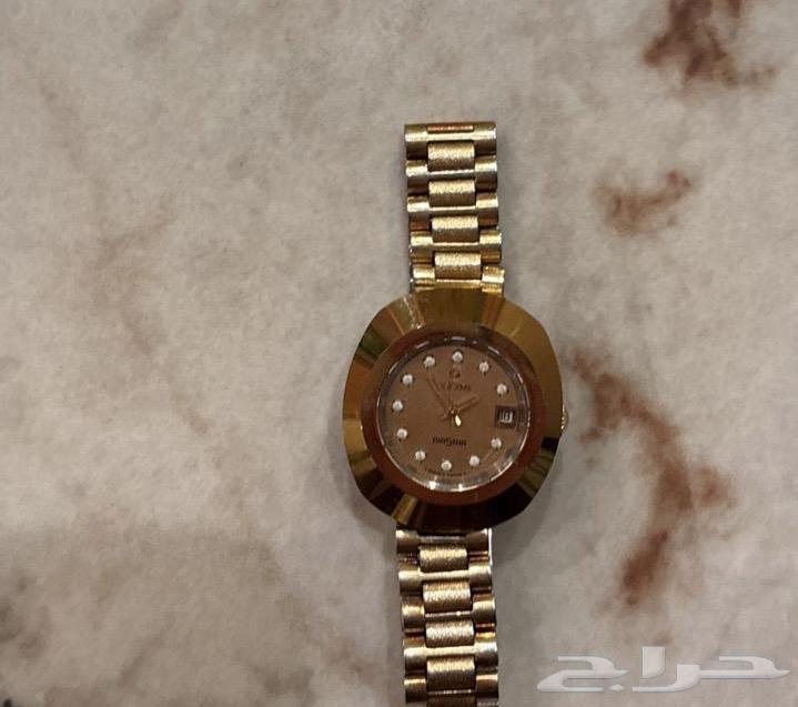 ساعة رادو لها اكثر من 35 سنة للبيع سليمة 100  على السوم64481736560515111