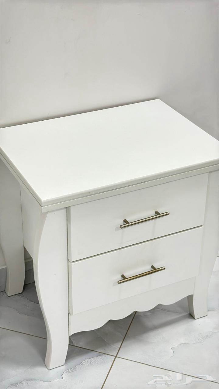 طقم طاولات بحالة جيدة للبيع ب14064508257139971111