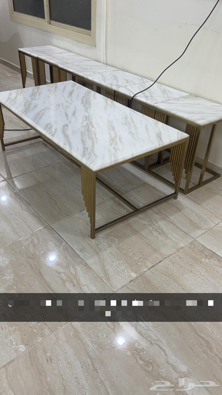 Tables64479383294851110