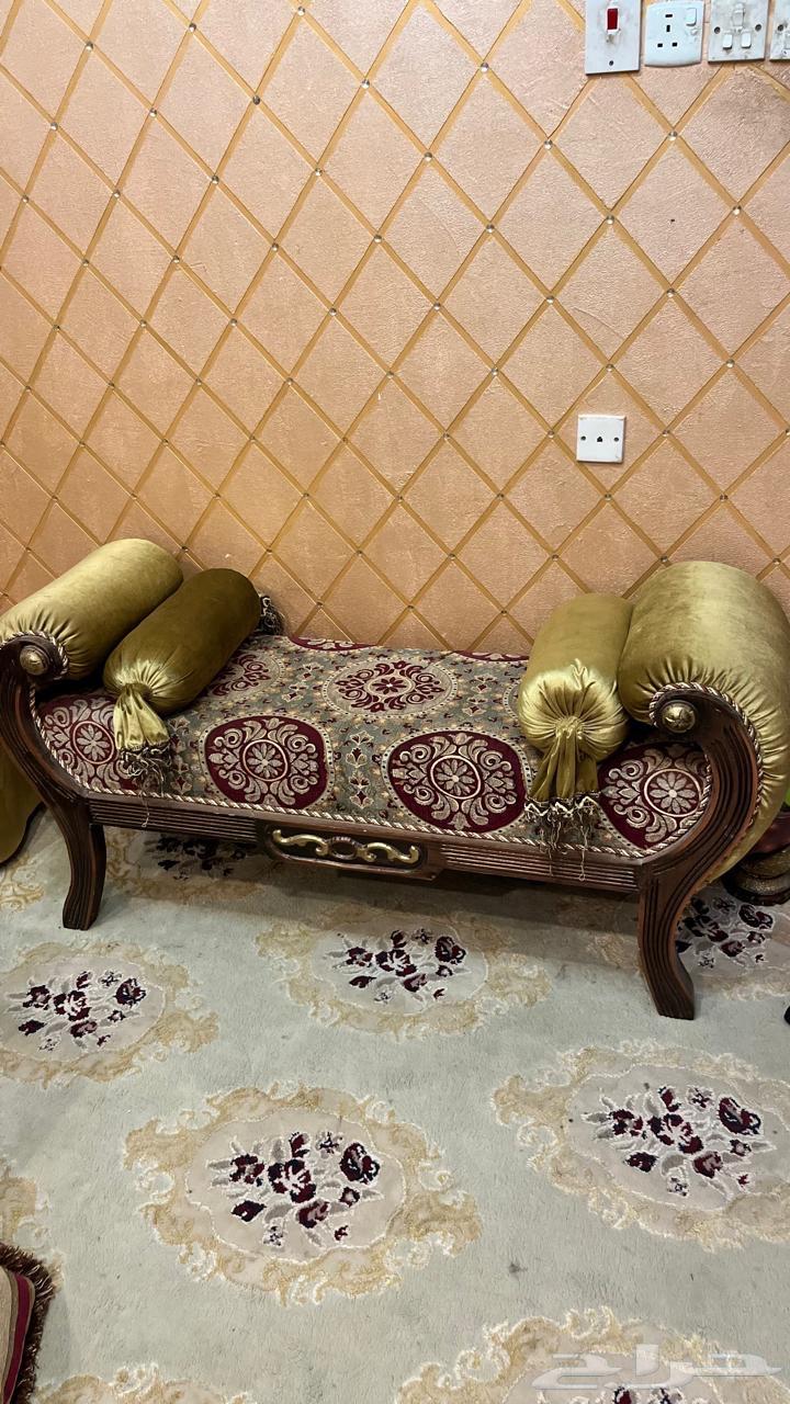 كنب فخم للبيع يصلح مجالس يشيل عدد كثير64483501126915111