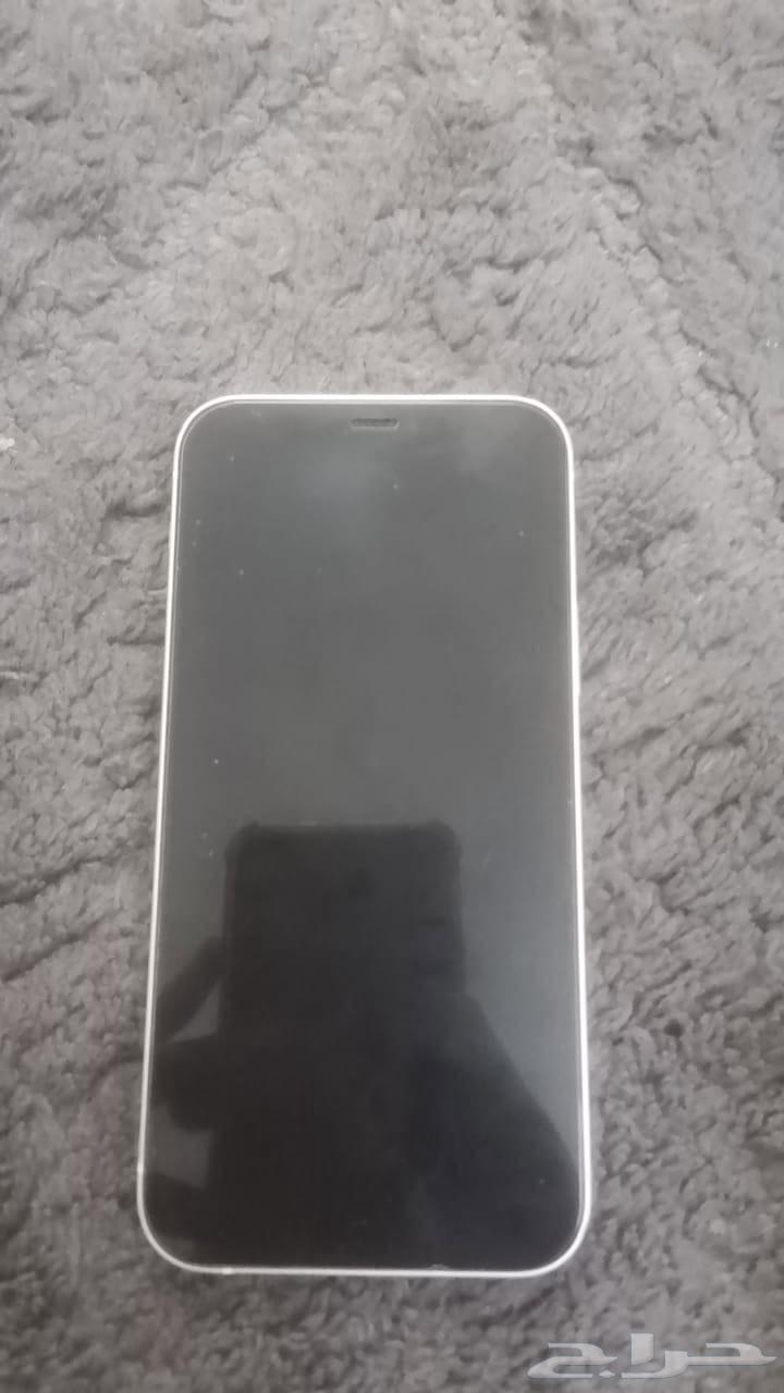 للبيع جوال iPhone 12 نسبة البطارية 79 مافي ولا الملاحظات الس64481750302849112