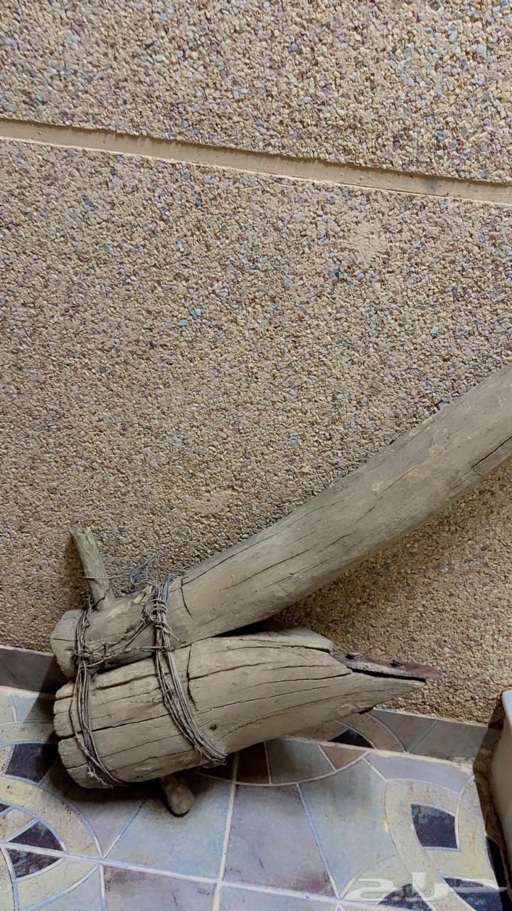 Old plow64481464432898114