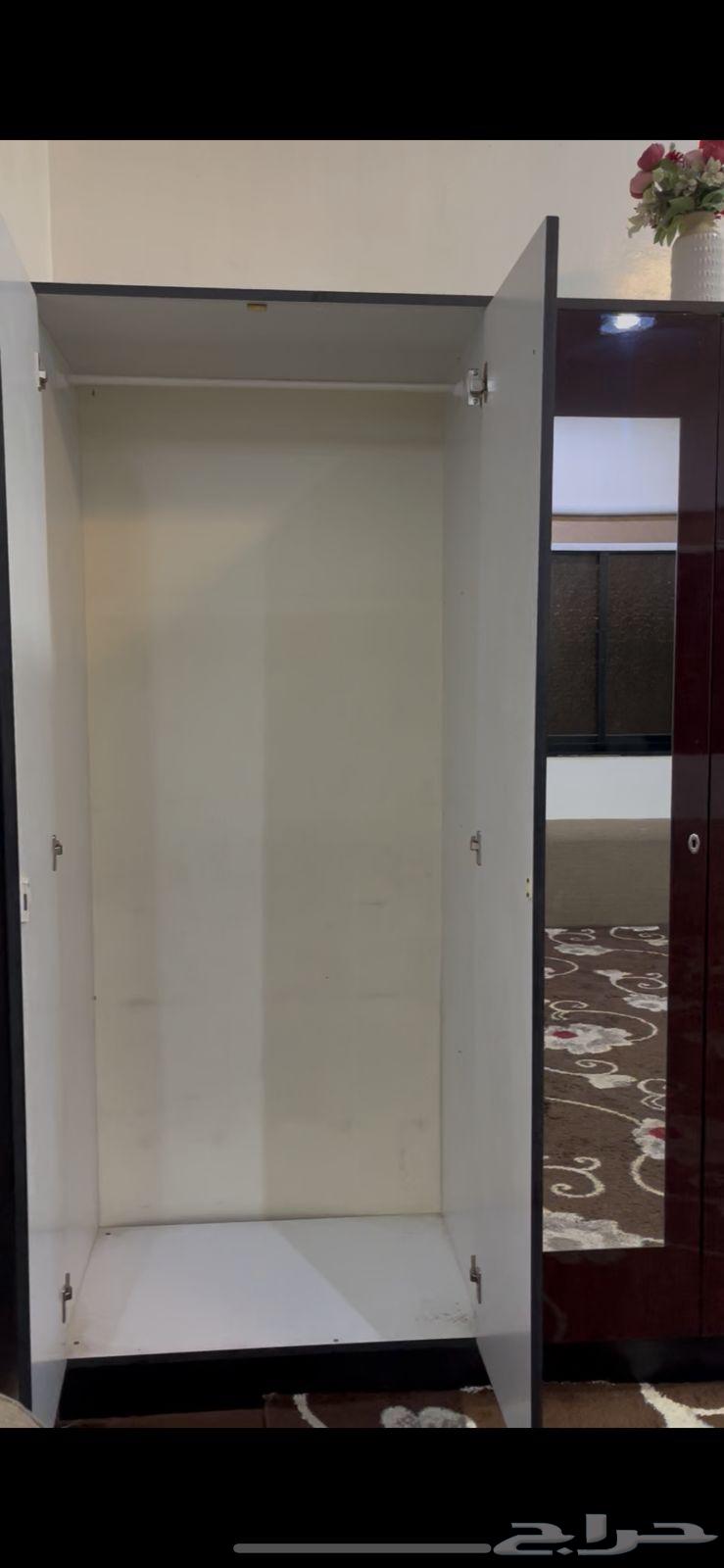 دولاب ملابس64484911421571112