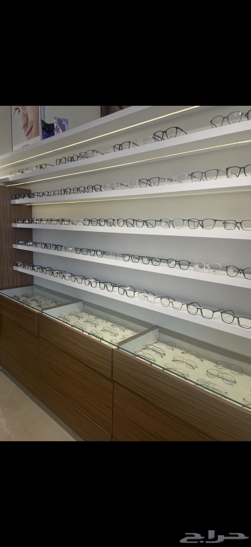 ديكور محل نظارات للبيع كامل64481359521922112