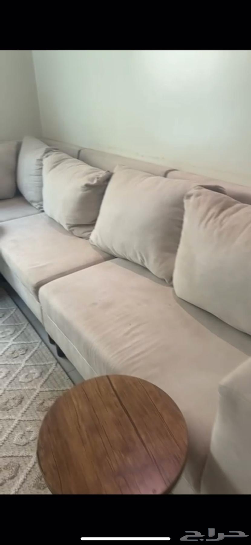 Sofas and Tables64479549090050112