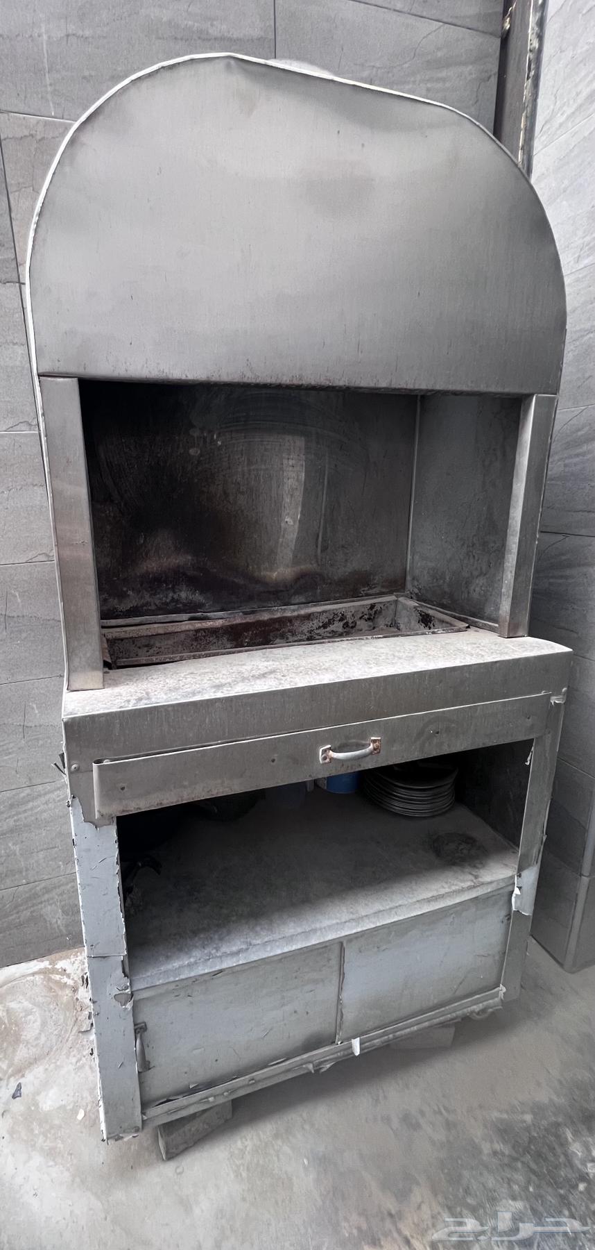 للبيع اغراض تجهيز محل كامل كافيه او مطعم64485944424833113