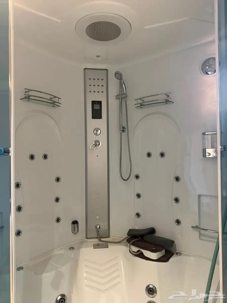 Clean and new jacuzzi64479548896002111