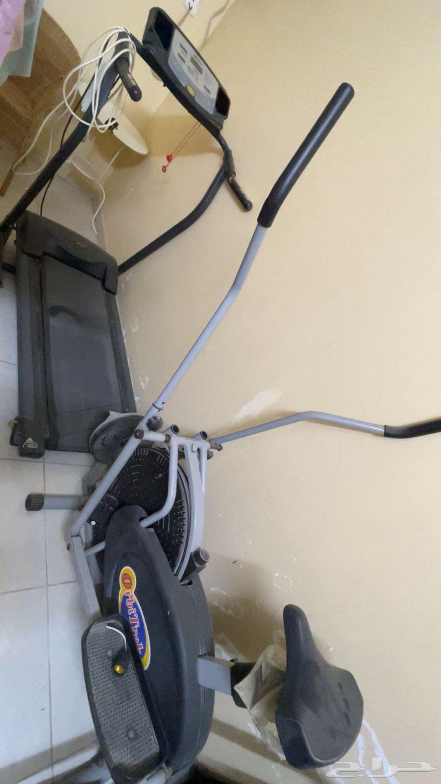 جهاز أوبتكال و سير مع كرسي خشبي و طاوله للبيع64479900515713112