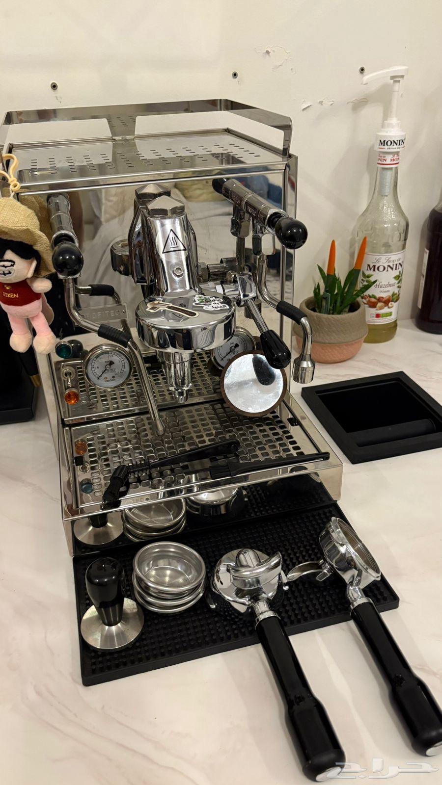 مكينة قهوة برو فيتك 500 شبه جديده64483660439041113