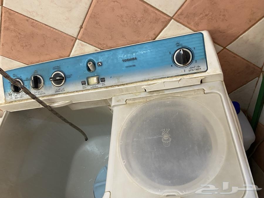 غساله توشيبا ومكينه خياطة وعكاز للبيع64481982907139112