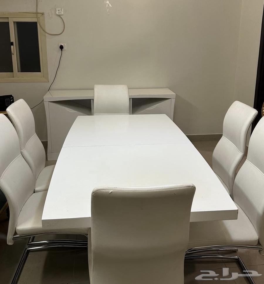 للبيع فرن و طاولة طعام64480675238275111