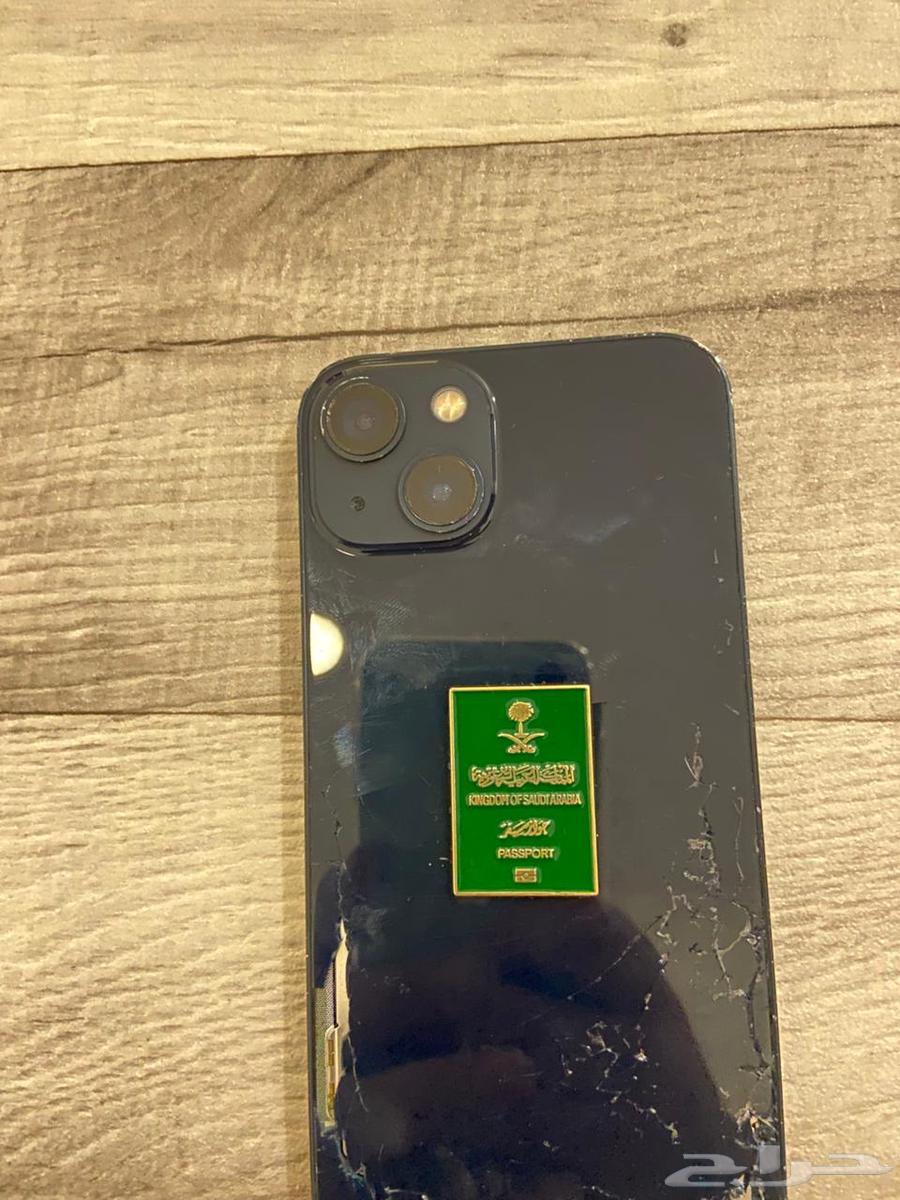 iPhone 13 العادي مستخدم شهرين بس فك الشاشة فقط64482050754306113